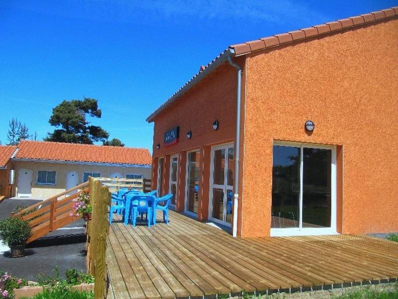 Hotel Cantal Cottages Saint-Georges  Eksteriør bilde