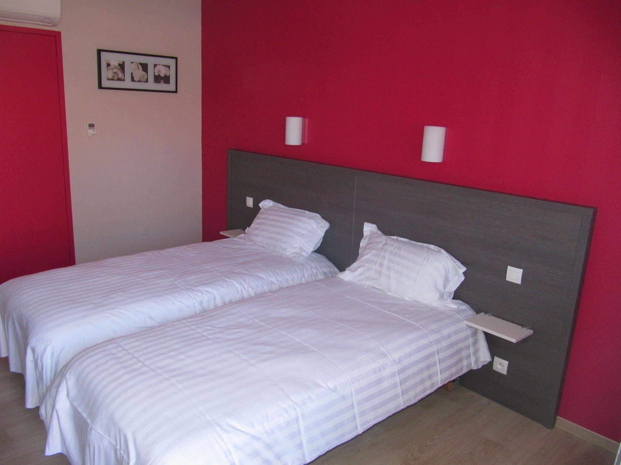 Hotel Cantal Cottages Saint-Georges  Eksteriør bilde