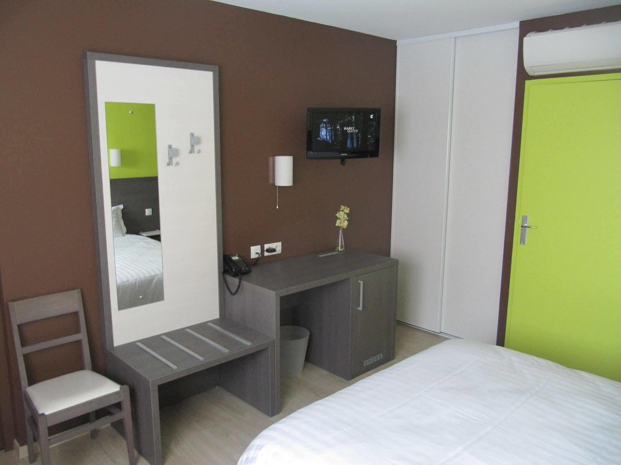 Hotel Cantal Cottages Saint-Georges  Eksteriør bilde